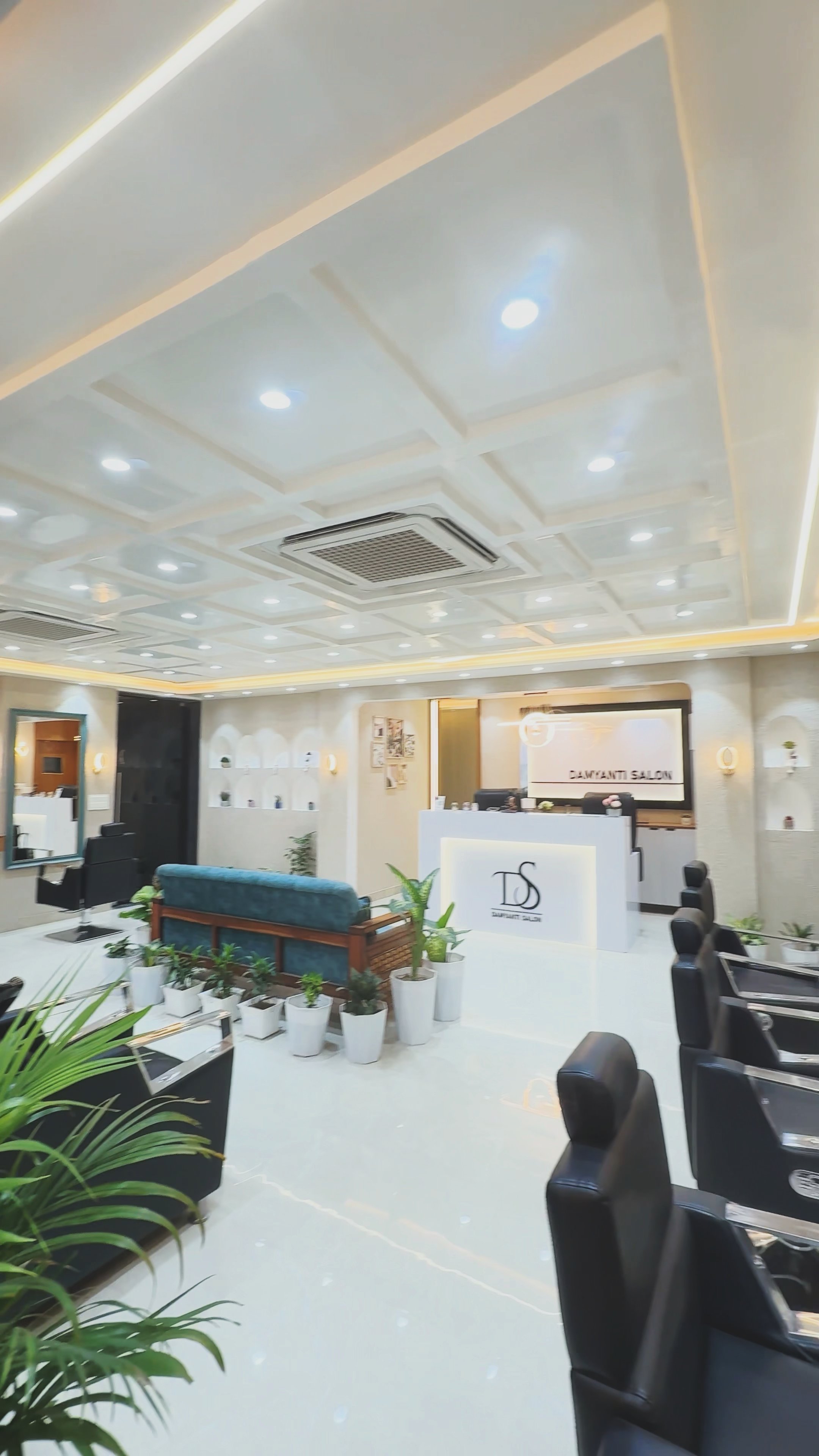 Salon treatment at Damyanti Salon